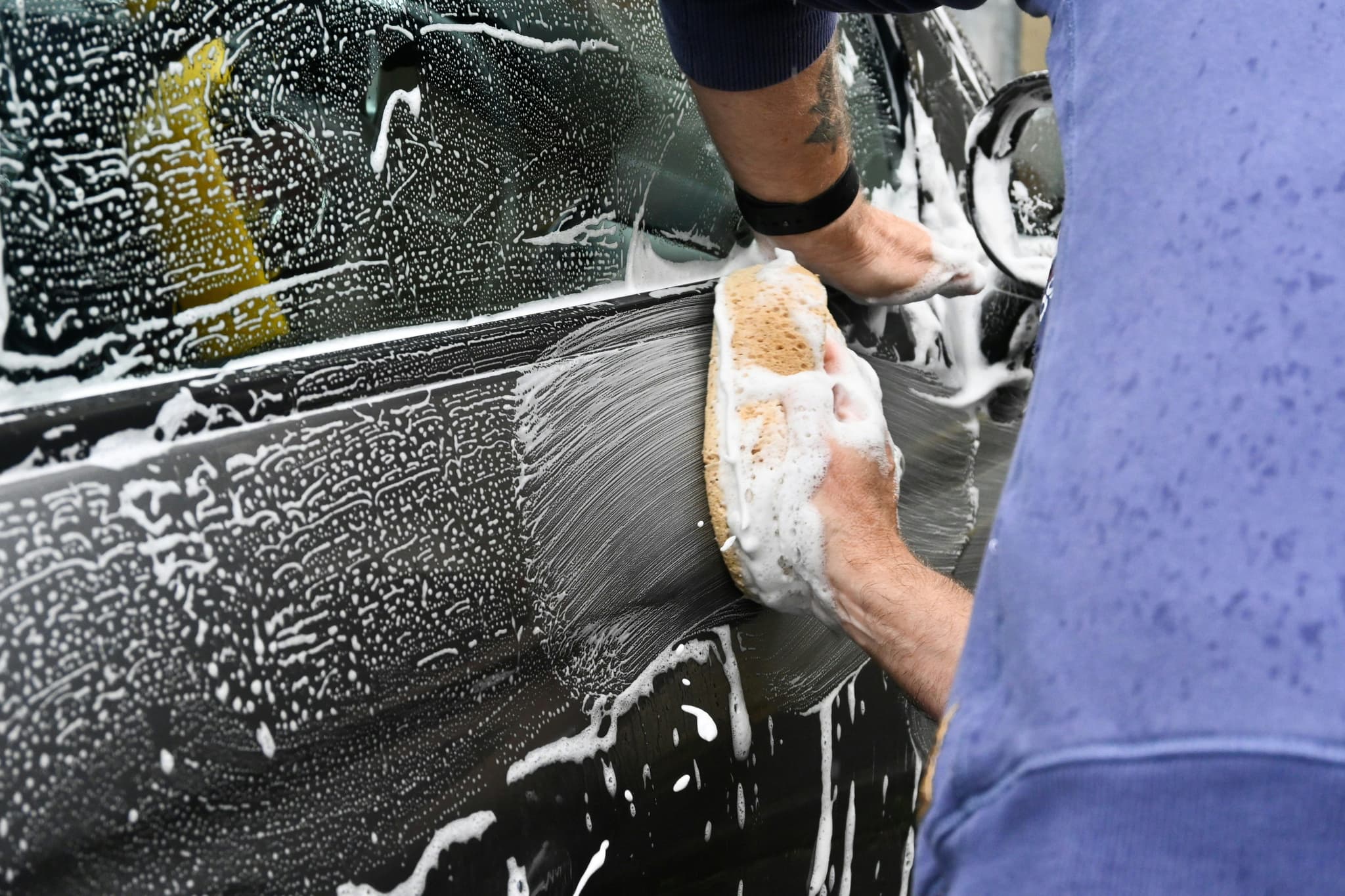 Step-by-Step Guide to Removing Car Scratches