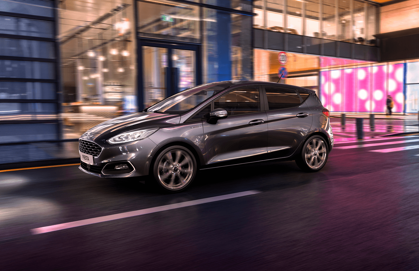 Ford Fiesta MHEV 2020 in magnetic grey city driving