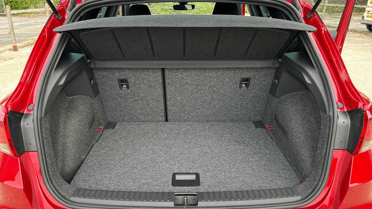SEAT Arona (2017–2022): the sensible choice that doesn't feel sensible — boot