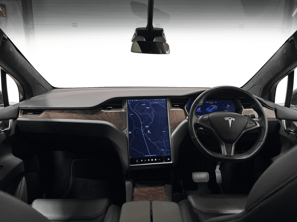 Tesla Model X — the charging network option — dashboard