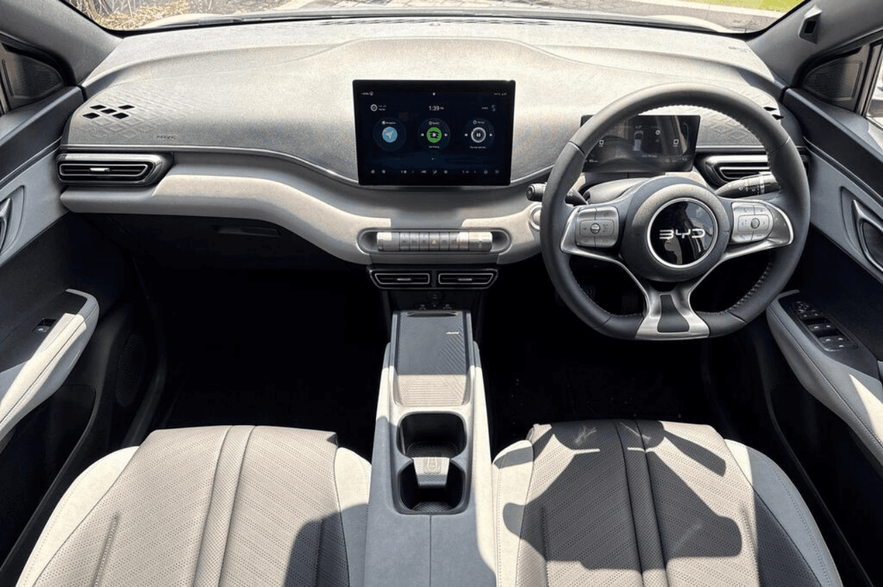 byd_dolphin_driverdashboard