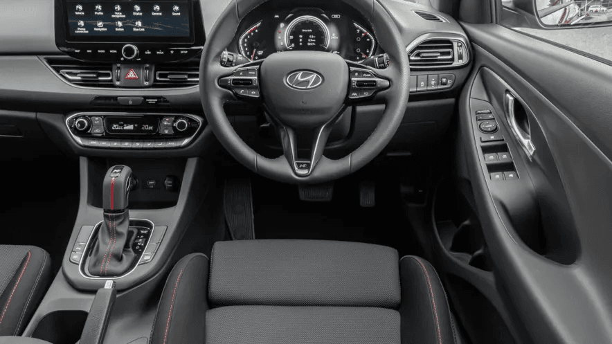 hyundai_i30_driverdashboard