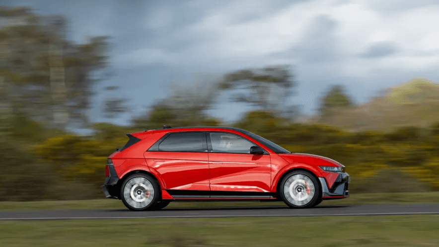 hyundai_ioniq-5-n_hero