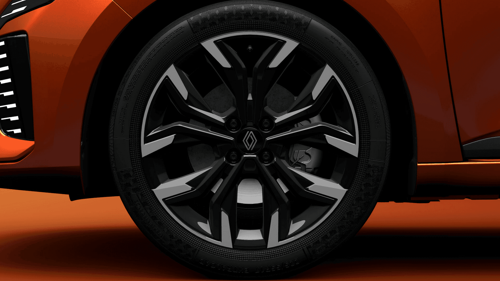 Renault Clio automatic hatchback for new drivers, front wheel detail