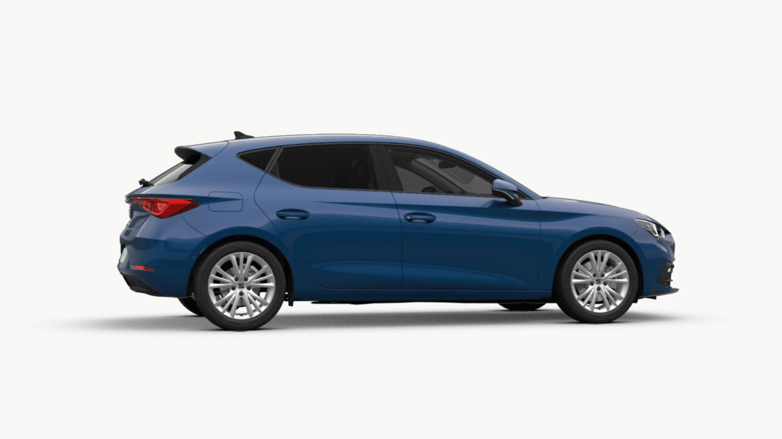 SEAT Leon front three-quarter view