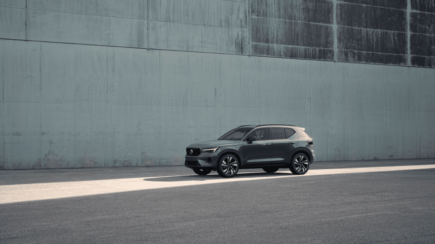 Volvo XC40 family SUV parked